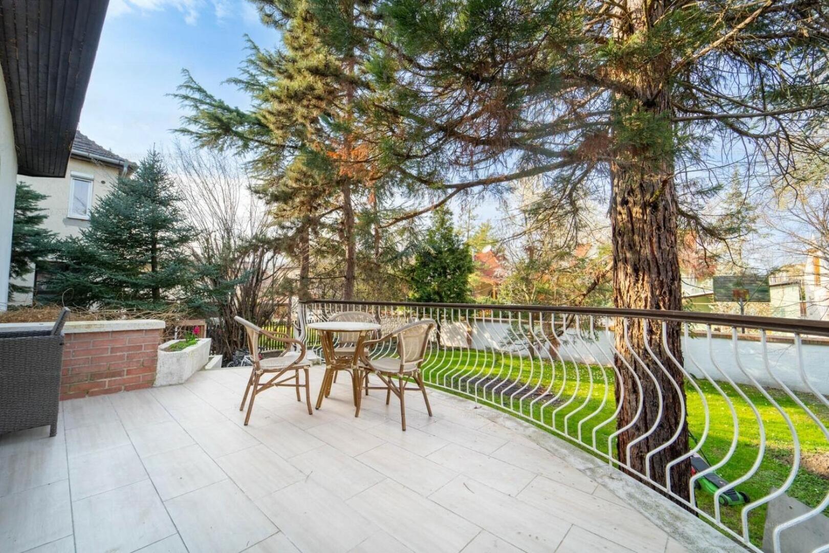 Villa Butterfly Budapest Eksteriør bilde